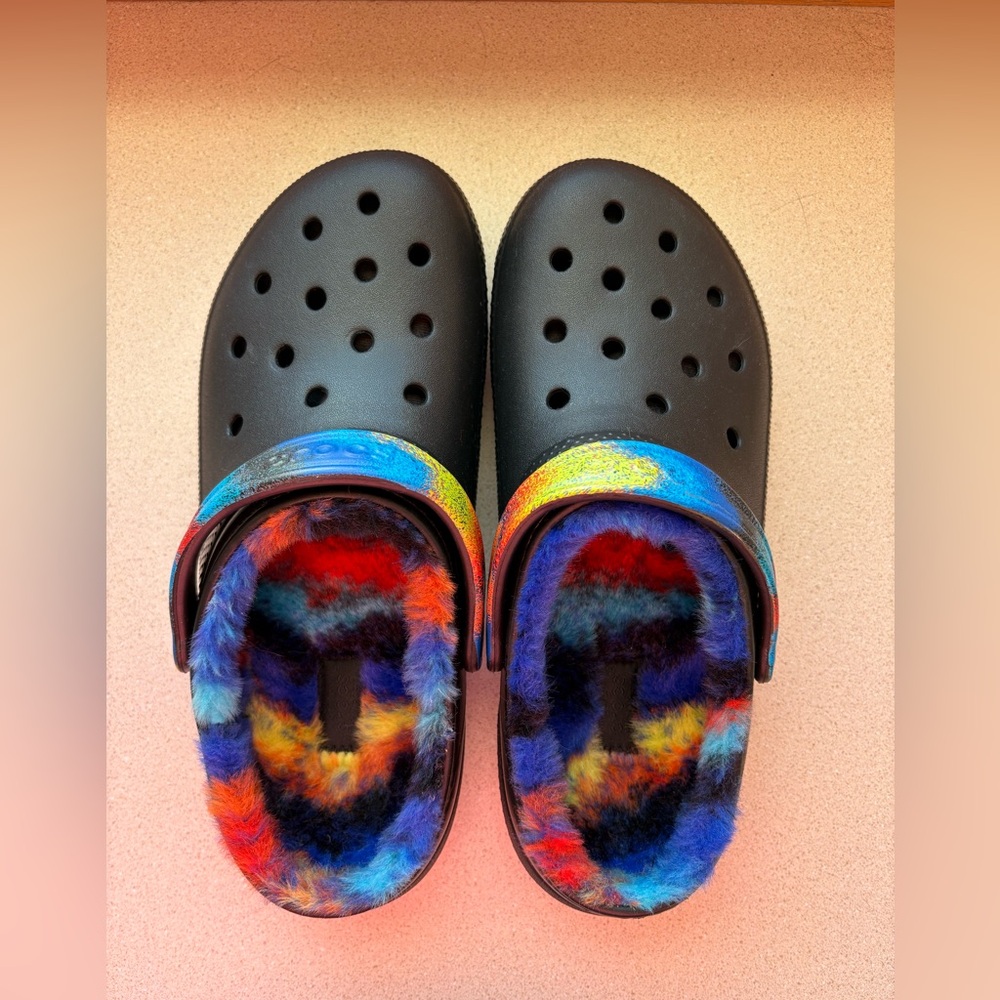 New Lined Fuzzy Crocs